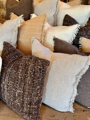 Cetara Pillow - 22" x 22"