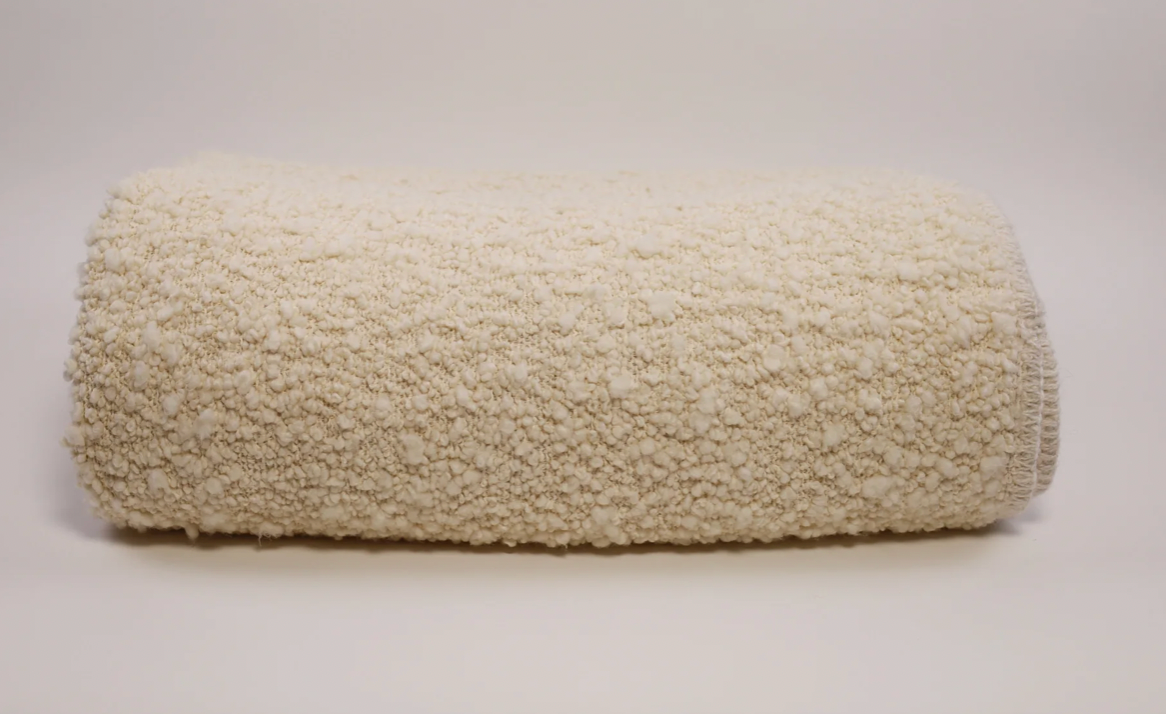 Kusama Throw – Cream